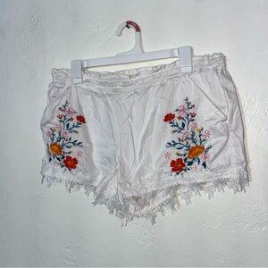 Jolt Embroidered Lace Hem Lined Shorts Elastic Waist 100% Cotton Floral Vintage